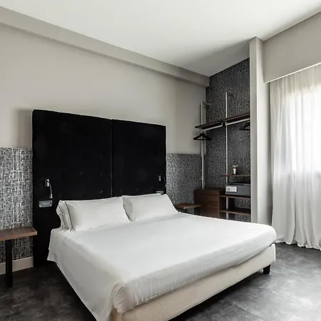 Anusca Palace Hotell