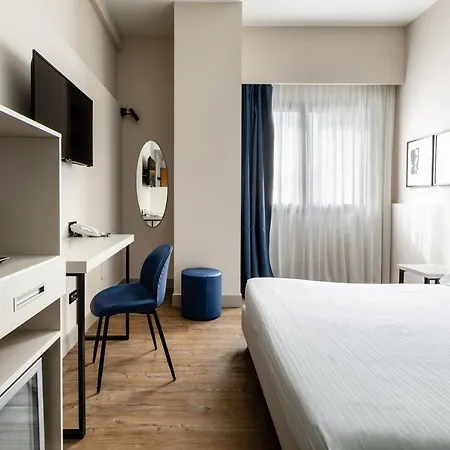 安努斯嘉皇宫酒店 酒店 圣彼得罗-泰尔梅堡