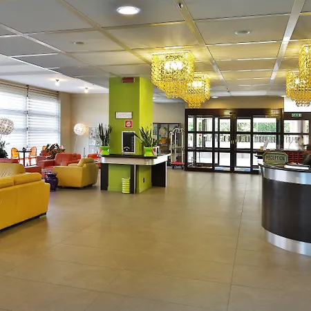 安努斯嘉皇宫酒店 酒店