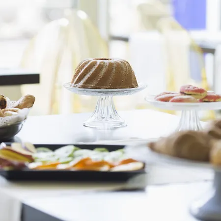 Anusca Palace Hotel 4*