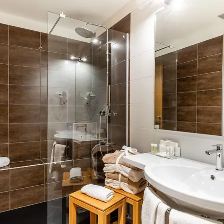 Anusca Palace Hotell