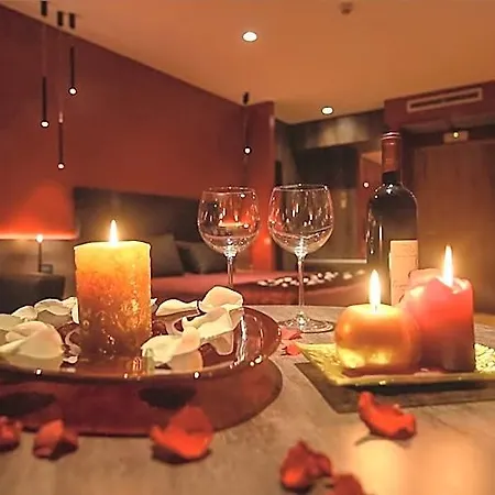 Anusca Palace 4* קסטל סן פייטרו טרמה