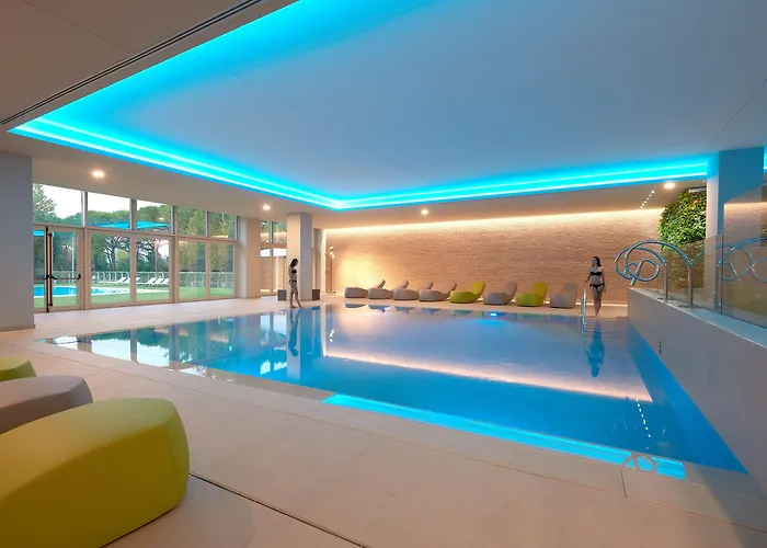 Hotel Anusca Palace 4*